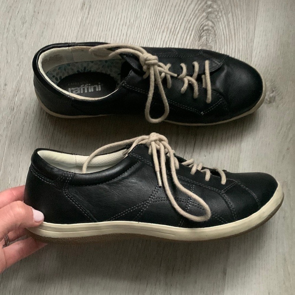 Umberto Raffini Bellina Sneakers leather black size 39 lace up